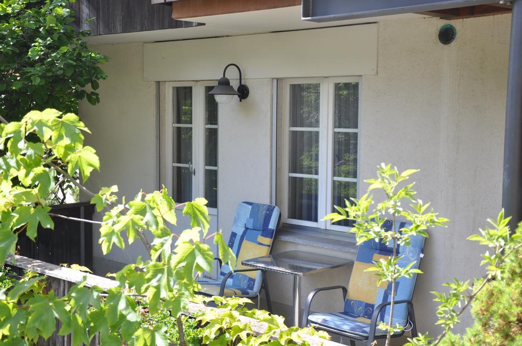 Ferienwohnungen Chalet Hohturnen グリンデルヴァルト エクステリア 写真