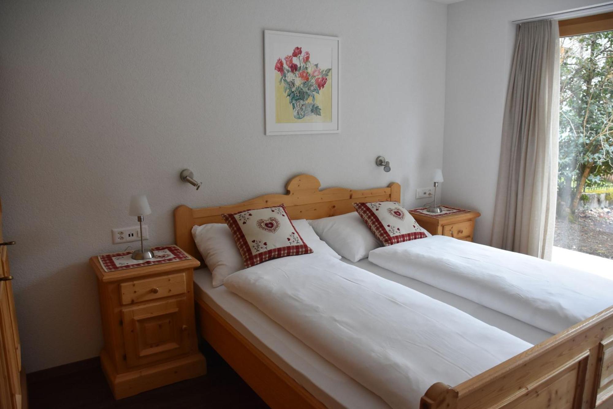 Ferienwohnungen Chalet Hohturnen グリンデルヴァルト エクステリア 写真